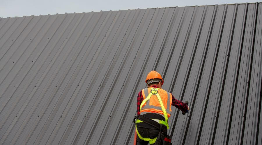Expert new roof installation services in Amelia, LA